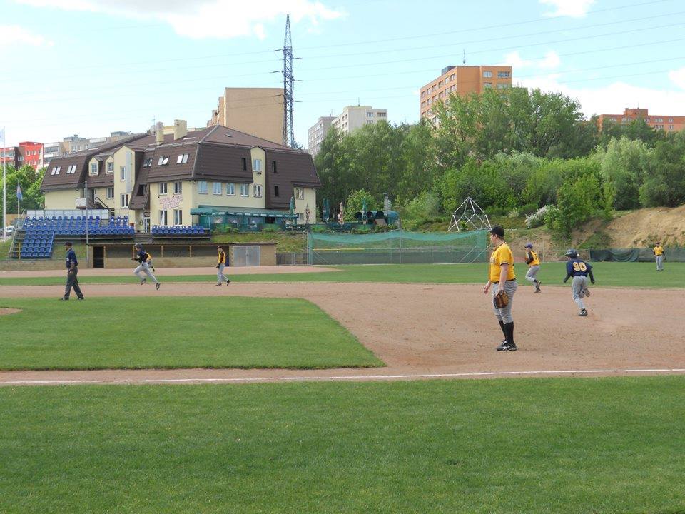 Baseball Kadeti Interliga Zhrnutie Apollo Bratislava